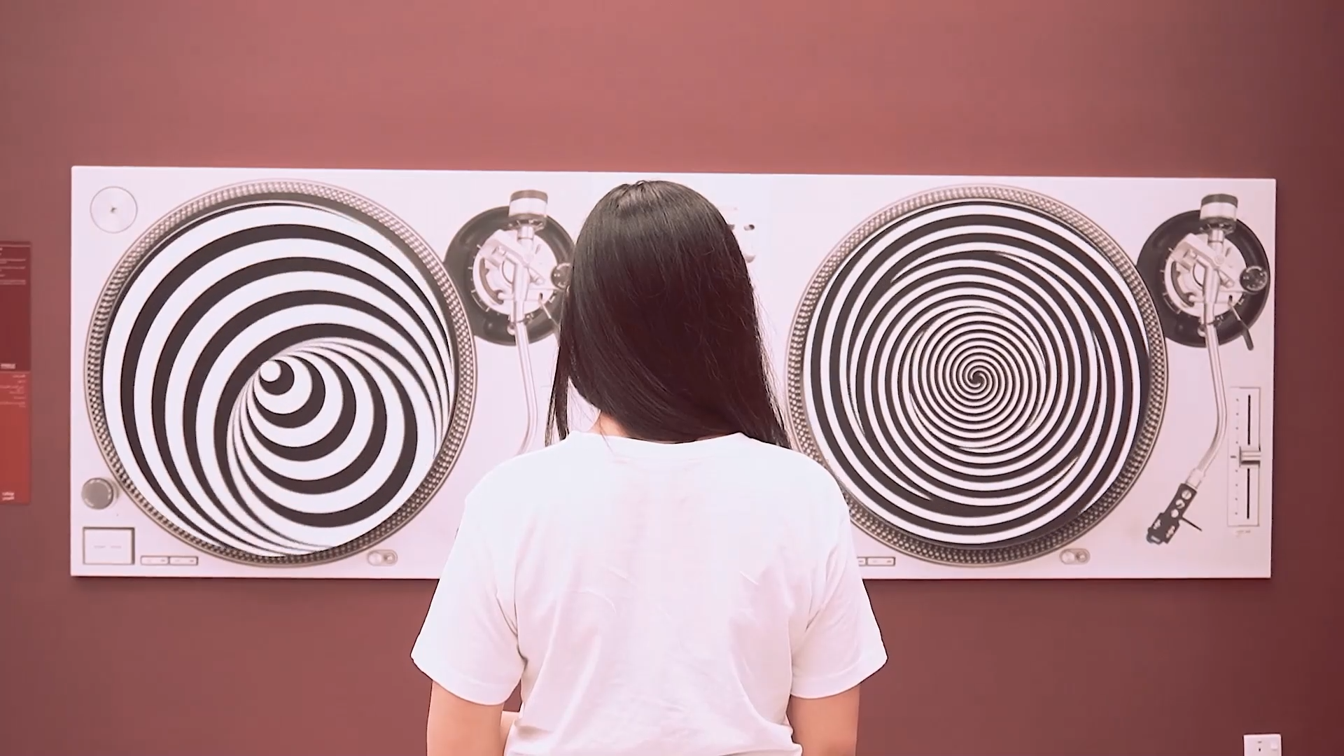 moi home about video poster city country 1920×1080